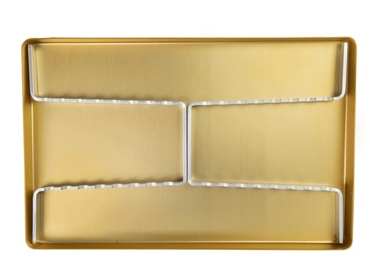 Draufsicht auf ein goldenes Alutray mit zwei Instrumentenhaltern Mini