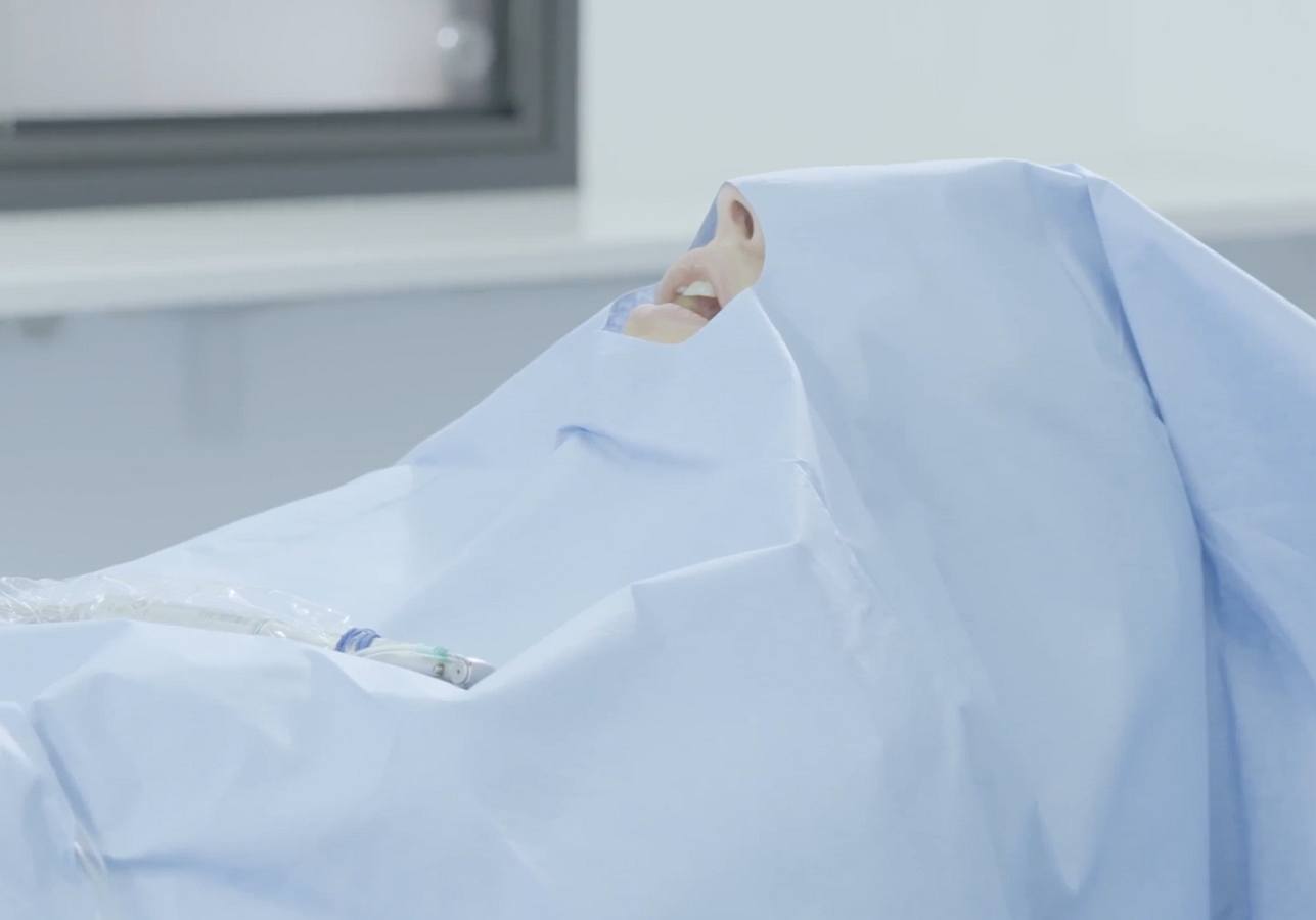 Euronda OP-Abdecktuch Spunlace mit Ausschnitt (Artikel 270225) – Ansicht 2